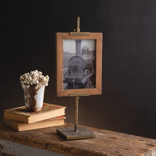 CTW Home Collection Gallery Easel Picture Frame, Holds 5 x 7 Inches Photo, 15.5-inch Height, Tabletop Decoration