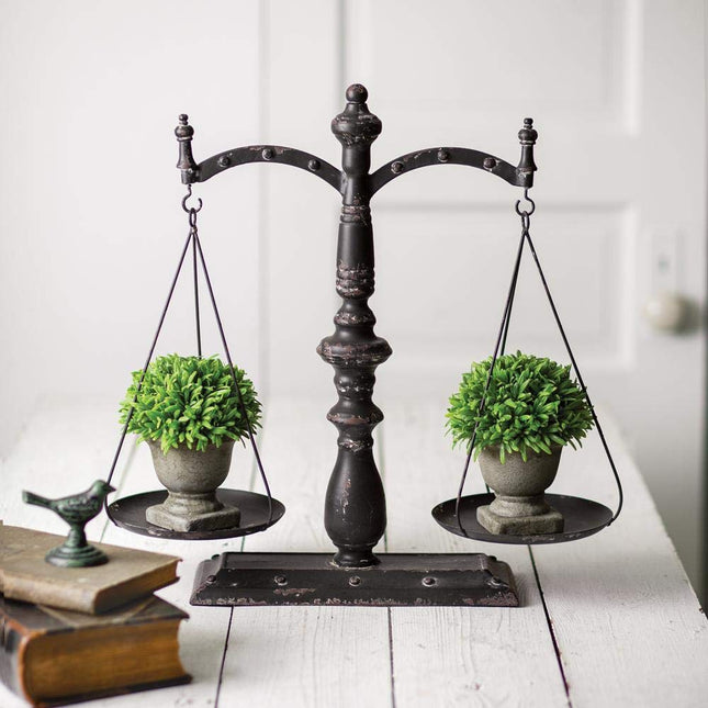 CTW Home Collection Decorative Balance Scale