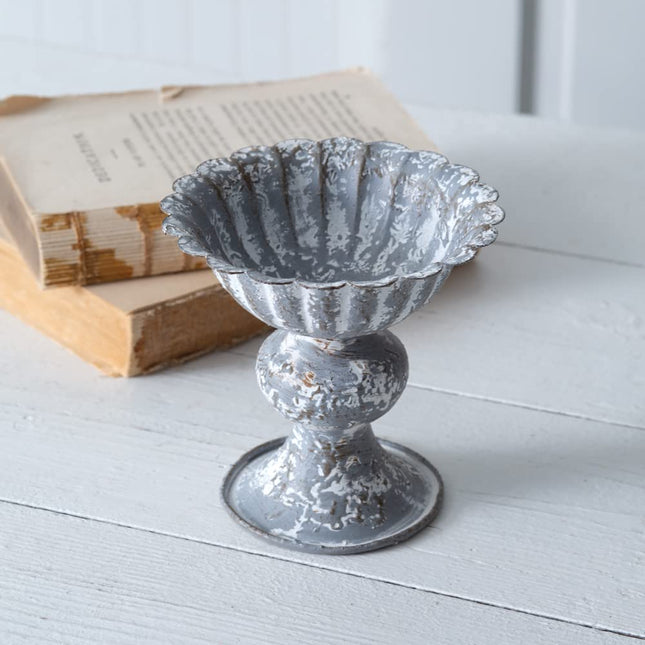 CTW Home Collection Metal Daisy Cup Tealight Holder, 4.75-Diameter, Metal, Tabletop Decoration