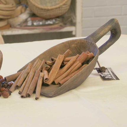 Large Scoop with Open Handle - Primitive Resin Treen Display, Decorative (Black)