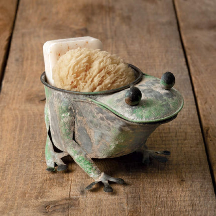 CTW Home Collection 440057 Rusty Frog Planter (1)